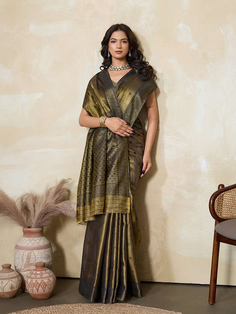 women self design bordered saree with blouse - 22592671 -  Standard Image - 4