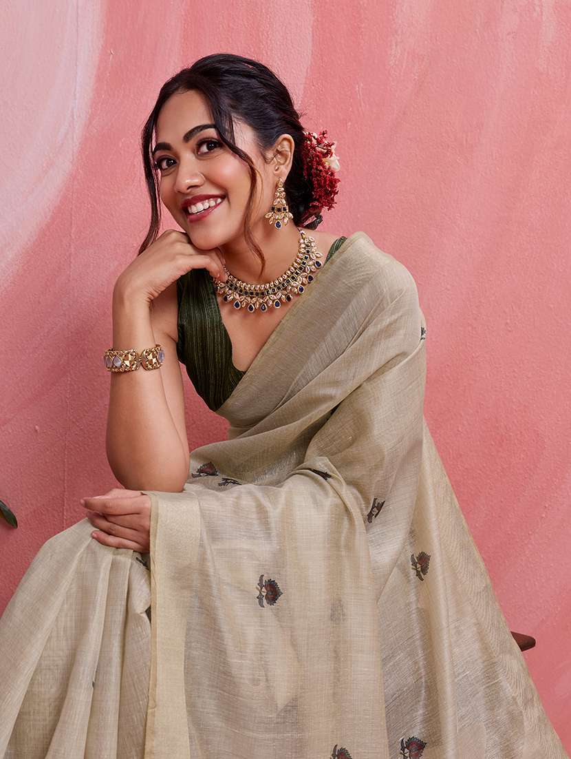 women printed casual wear saree with blouse - 22592921 -  Standard Image - 1