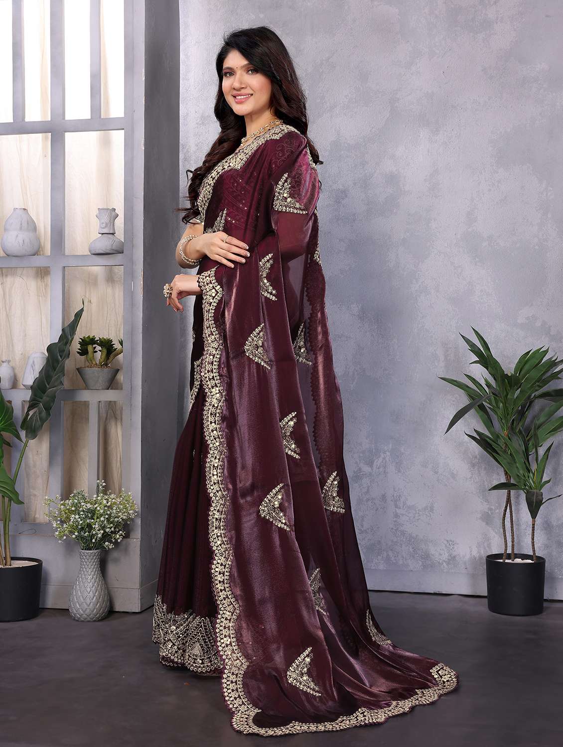 women solid with work embroidered saree with blouse - 22593041 -  Standard Image - 4