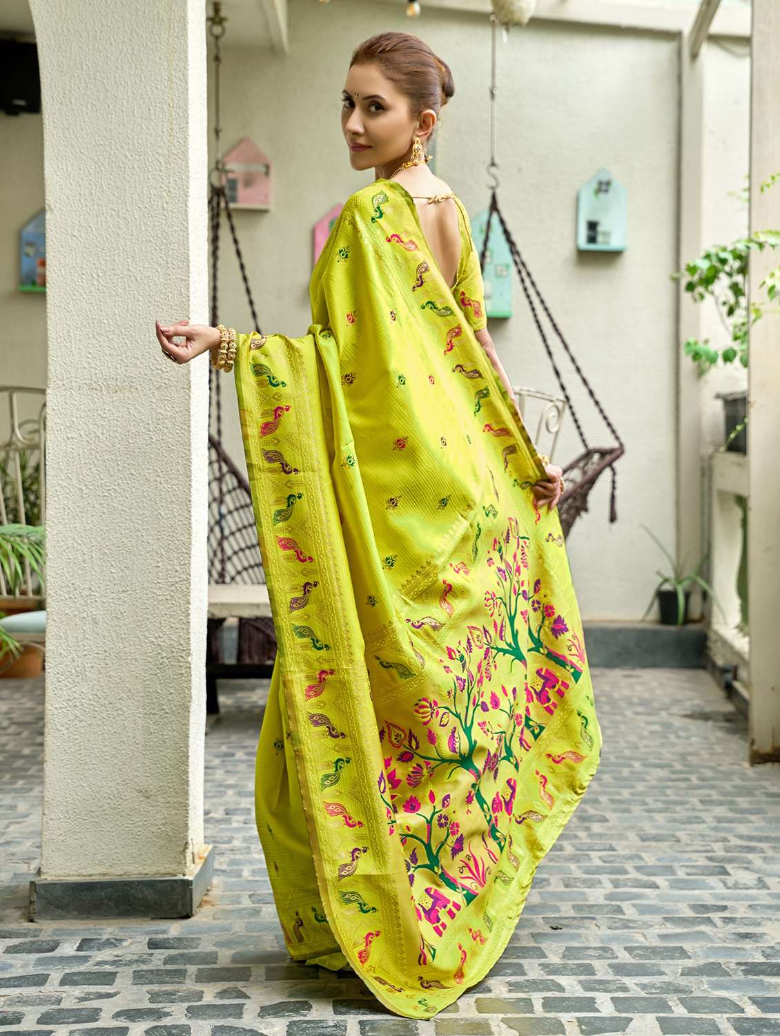 women self design paithani saree with blouse - 22593080 -  Standard Image - 4