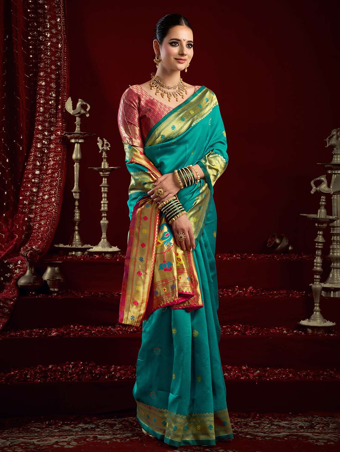 women self design paithani saree with blouse - 22593087 -  Standard Image - 4