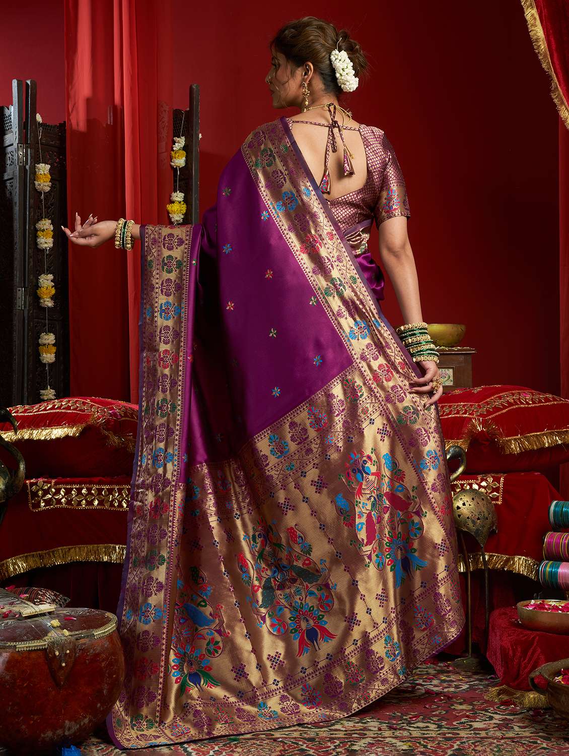 women self design paithani saree with blouse - 22593104 -  Standard Image - 4