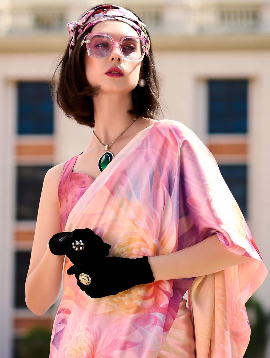 women printed casual wear saree with blouse - 22593458 -  Standard Image - 1