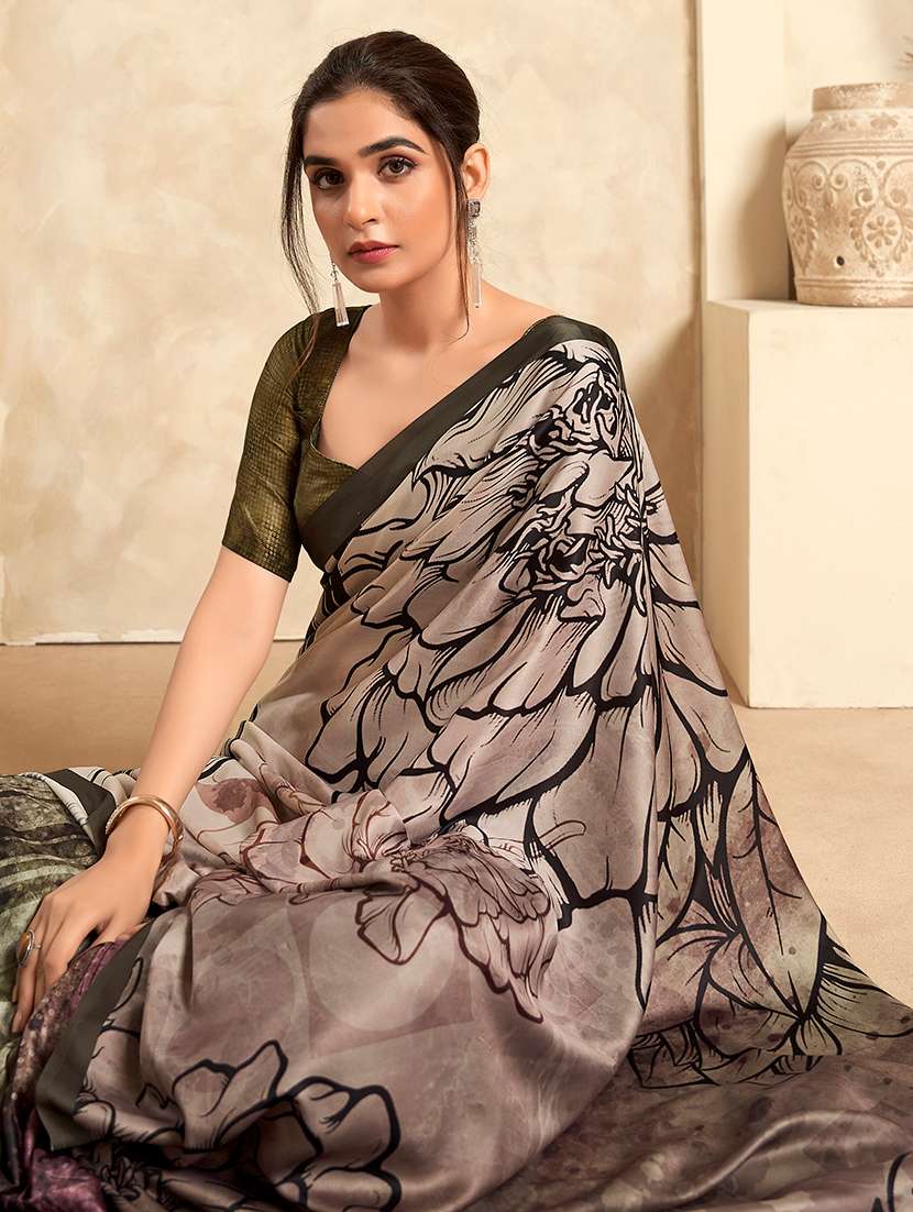women printed casual wear saree with blouse - 22593499 -  Standard Image - 1