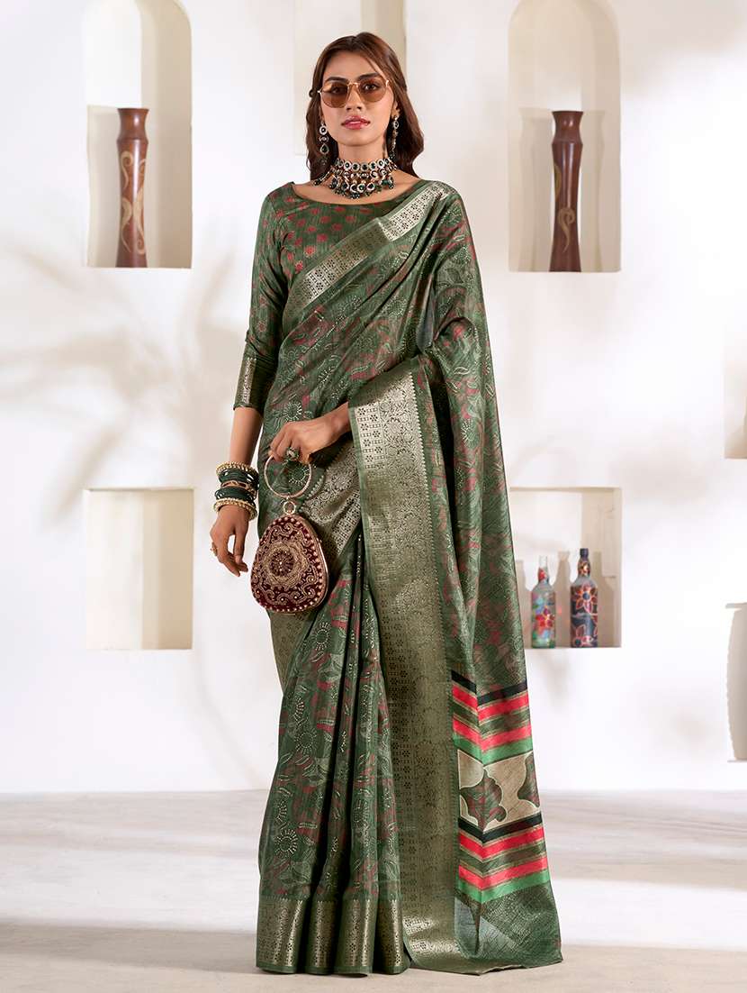 women printed casual wear saree with blouse