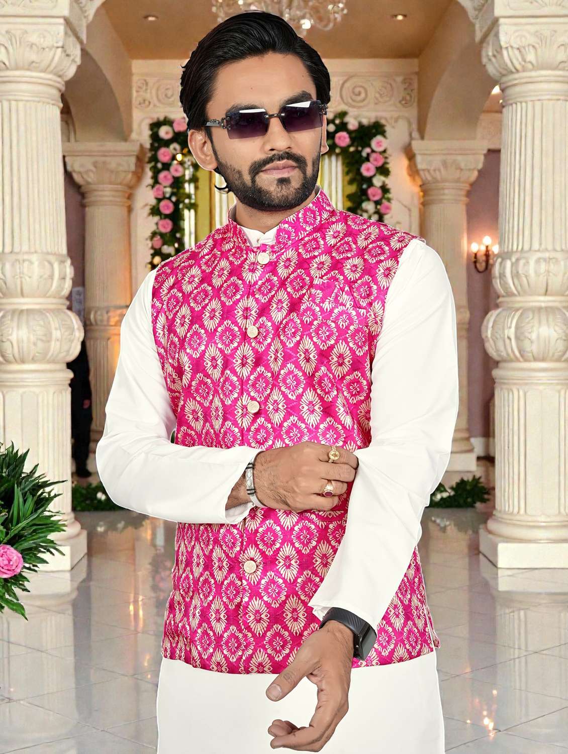 Men Printed Mandarin Neck Kurta Pyjama With Jacket Set - 22593751 -  Standard Image - 1