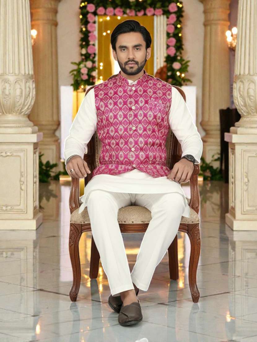 Men Printed Mandarin Neck Kurta Pyjama With Jacket Set - 22593751 -  Standard Image - 4