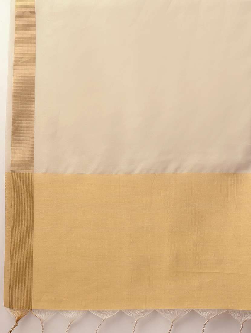women solid with bordered kasavu saree with blouse - 22593815 -  Standard Image - 4