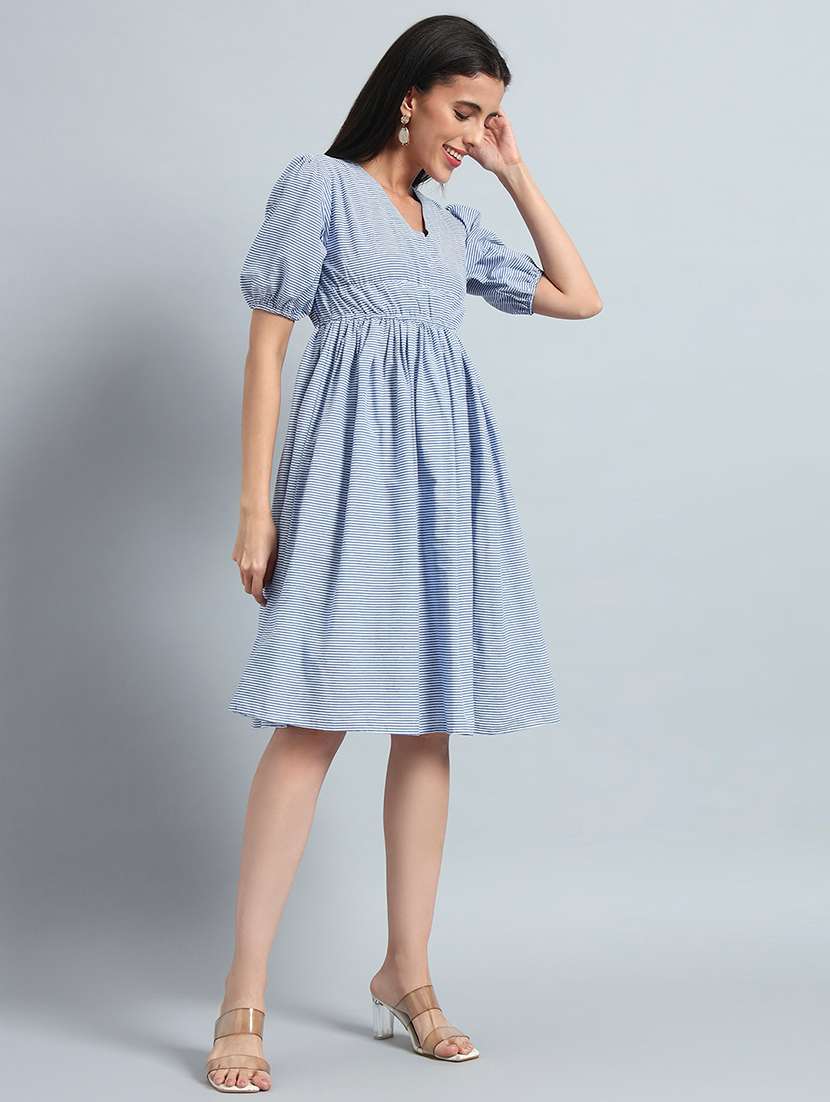 Women Printed Puff Sleeves Fit And Flare Dress - 22594139 -  Standard Image - 4