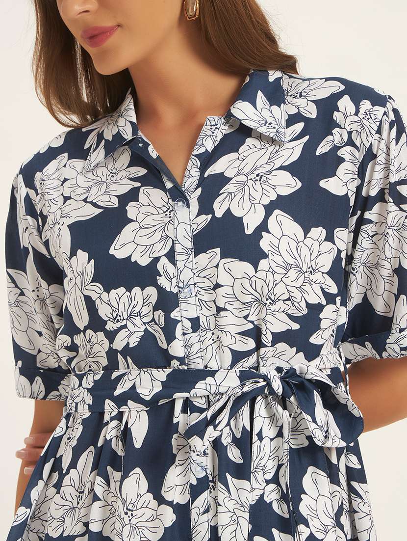Women Printed Short Sleeves Tiered Dress - 22594173 -  Standard Image - 1