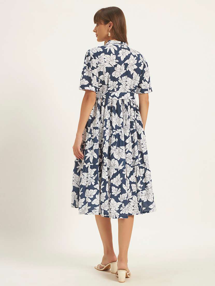 Women Printed Short Sleeves Tiered Dress - 22594173 -  Standard Image - 4
