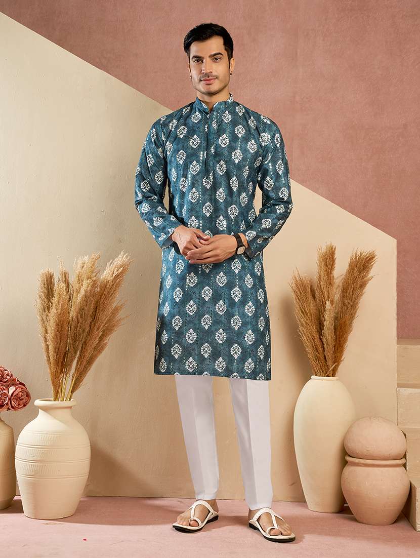 men printed mandarin neck kurta pyjama set