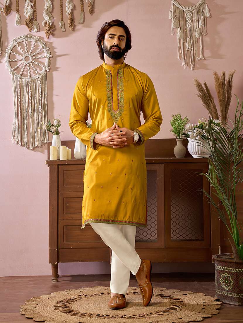 men solid with work mandarin neck kurta pyjama set