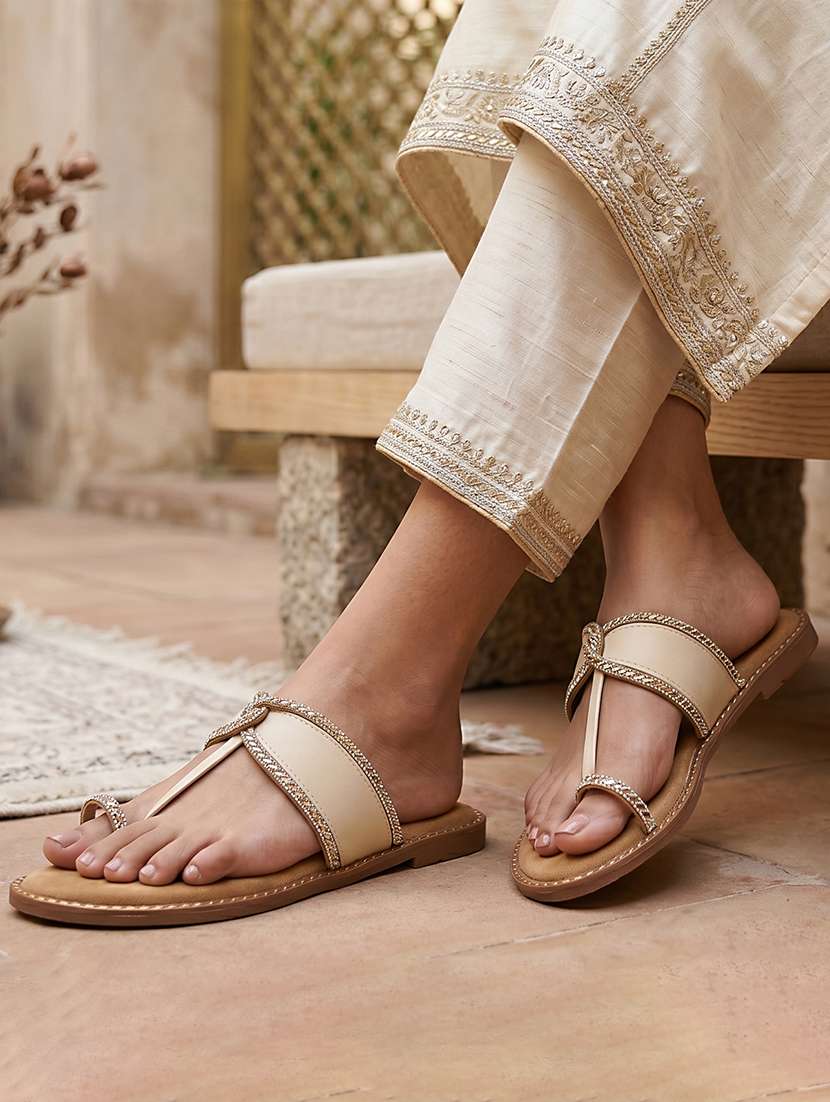 women embellished one toe flats - 22594765 -  Standard Image - 4