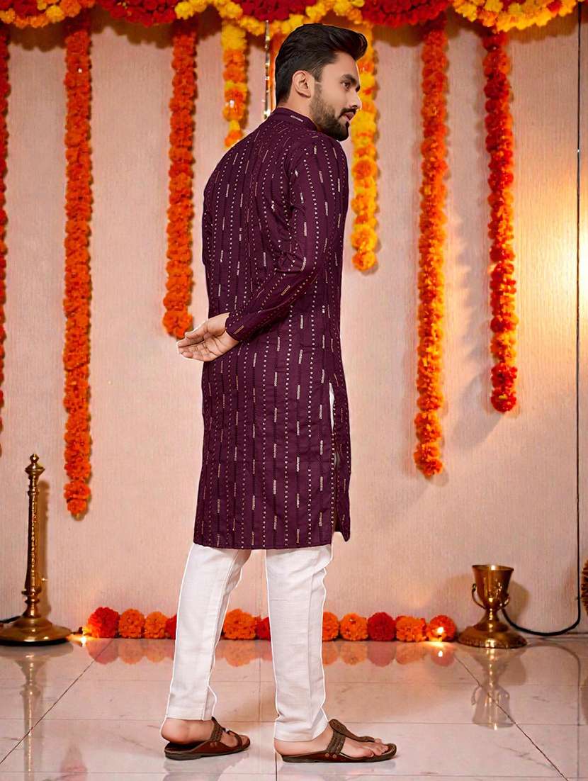 men solid with work mandarin neck long kurta - 22595128 -  Standard Image - 4