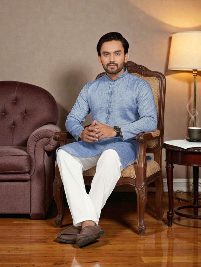 Men Self Design Mandarin Neck Long Kurta - 22595168 -  Standard Image - 4