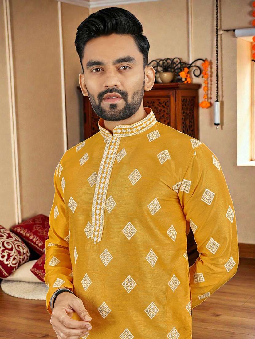 Men Solid With Work Mandarin Neck Long Kurta - 22595255 -  Standard Image - 1