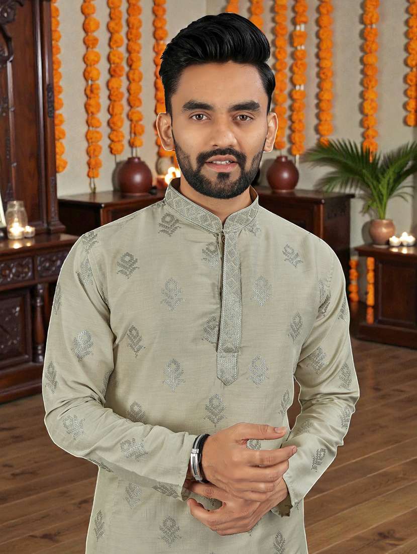 Men Solid With Work Mandarin Neck Long Kurta - 22595256 -  Standard Image - 1