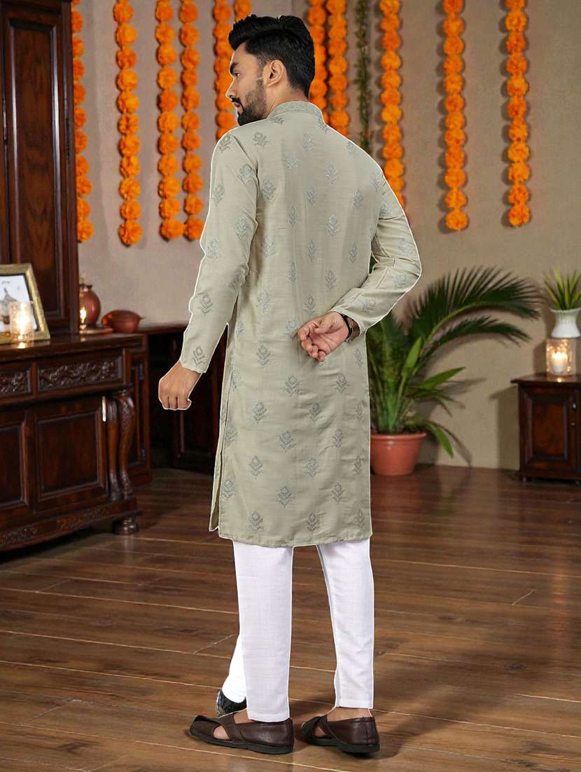Men Solid With Work Mandarin Neck Long Kurta - 22595256 -  Standard Image - 4