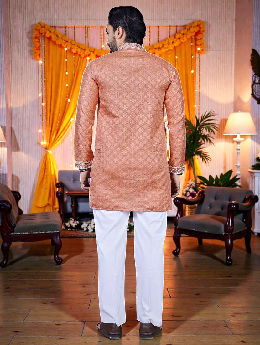 Men Printed Mandarin Neck Short Kurta - 22595261 -  Standard Image - 4