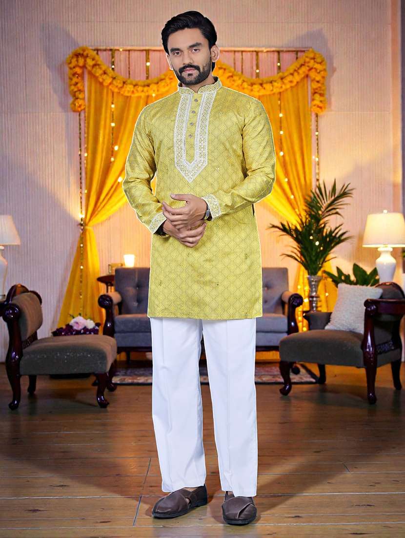 men printed mandarin neck short kurta