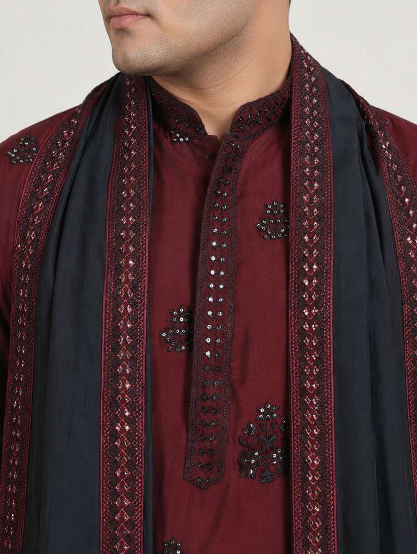 Men Solid With Work Mandarin Neck Kurta Pyjama With Dupatta Set - 22595357 -  Standard Image - 4