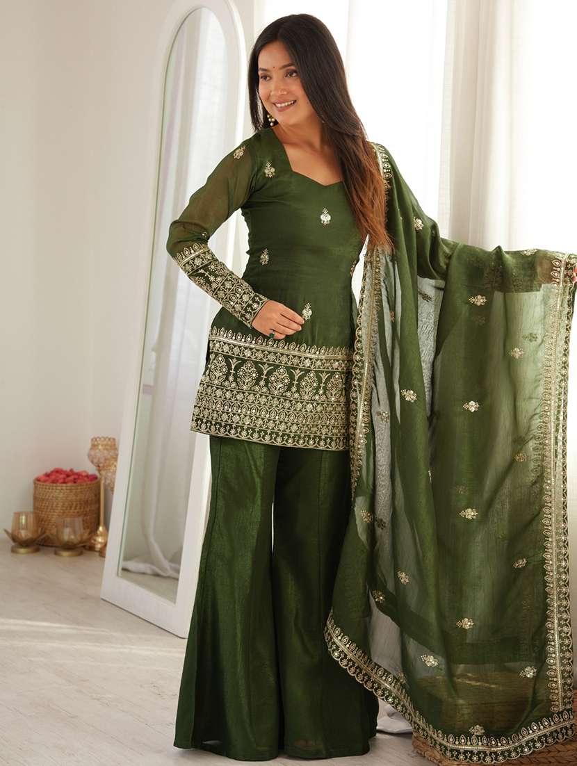 women embroidered long sleeves kurta palazzo set with dupatta - 22595389 -  Standard Image - 1