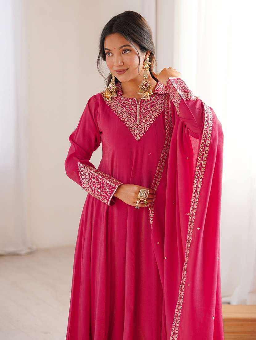 Women Embroidered Long Sleeves Kurta Pant Set With Dupatta - 22595394 -  Standard Image - 1