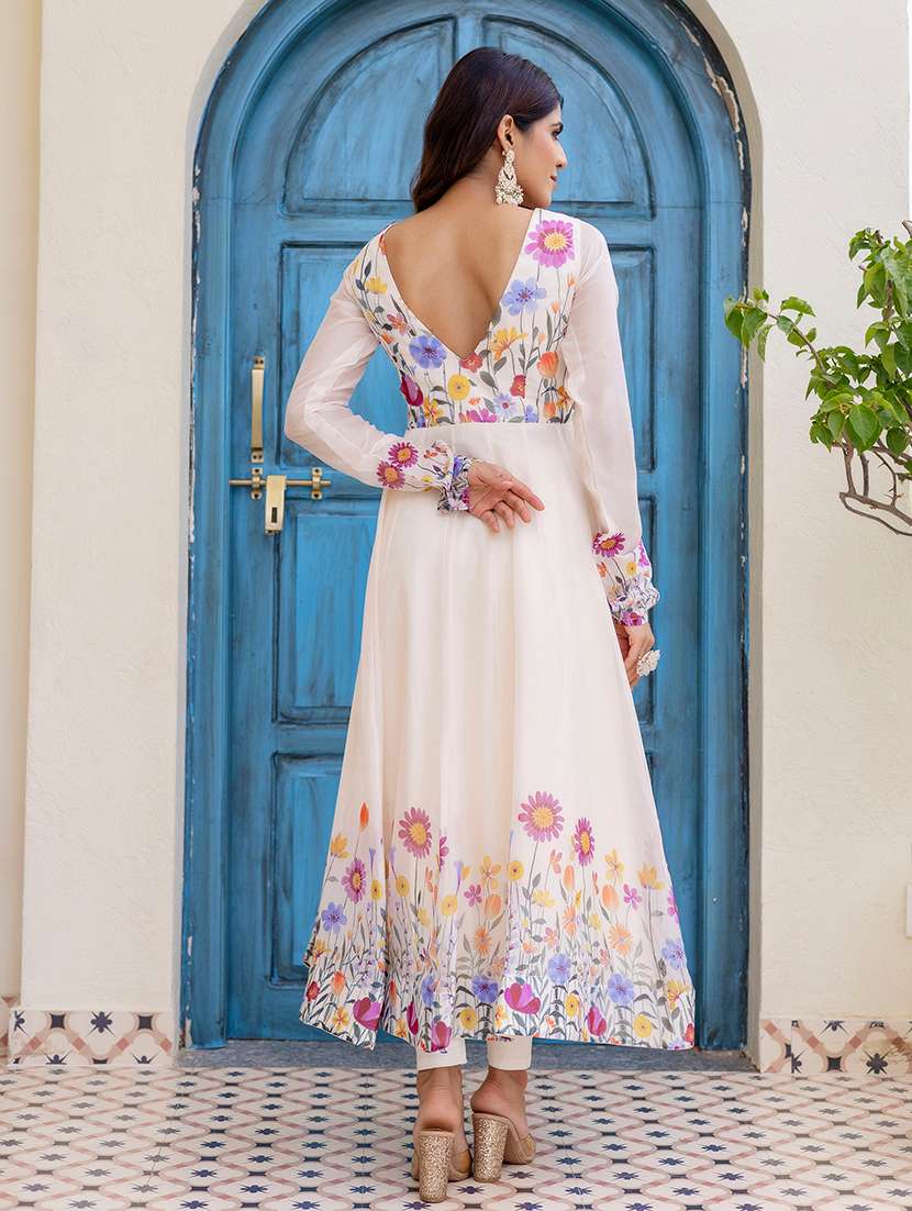 women printed long sleeves kurta pant set with dupatta - 22595439 -  Standard Image - 4