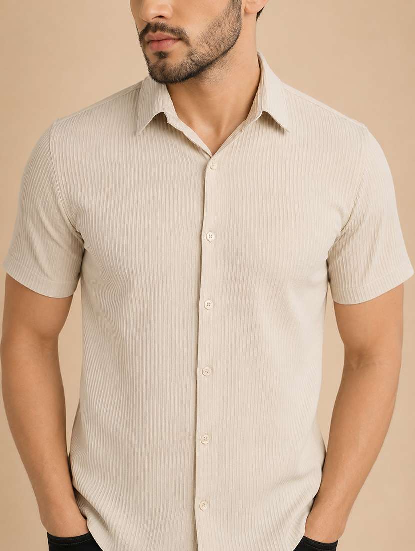 Men Textured Short Sleeve Regular Fit Casual Shirt - 22595579 -  Standard Image - 1