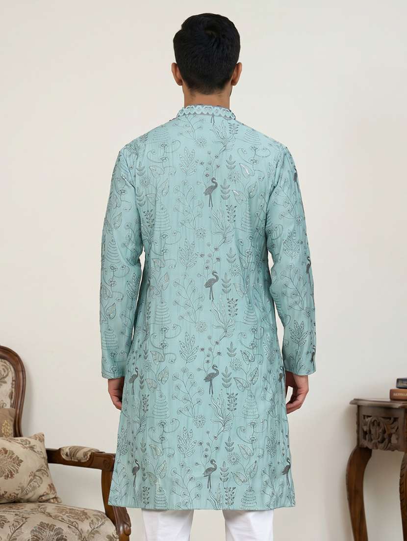 Men Embroidered Mandarin Neck Long Kurta - 22595928 -  Standard Image - 4