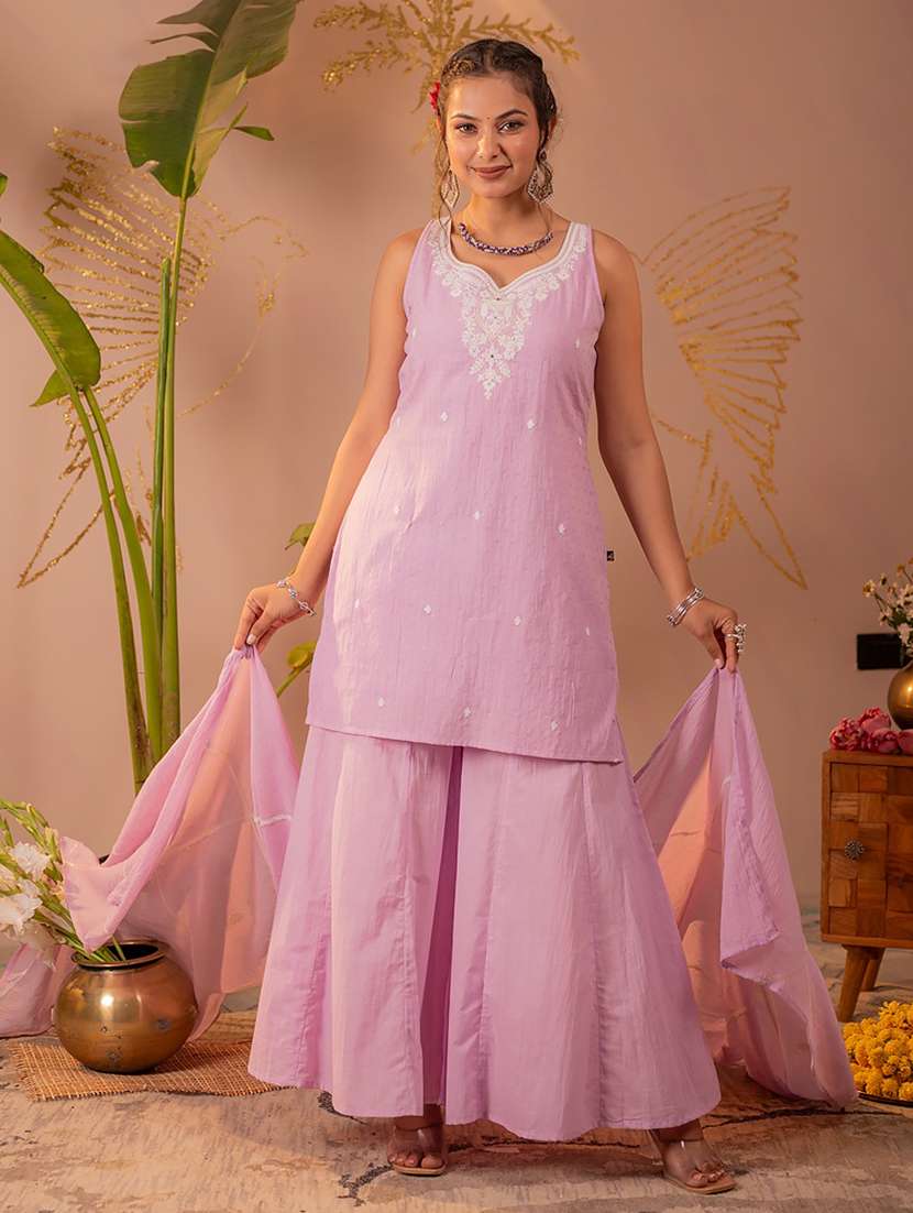 Women Embroidered Sleeveless Kurta Sharara Set With Dupatta - 22596004 -  Standard Image - 1