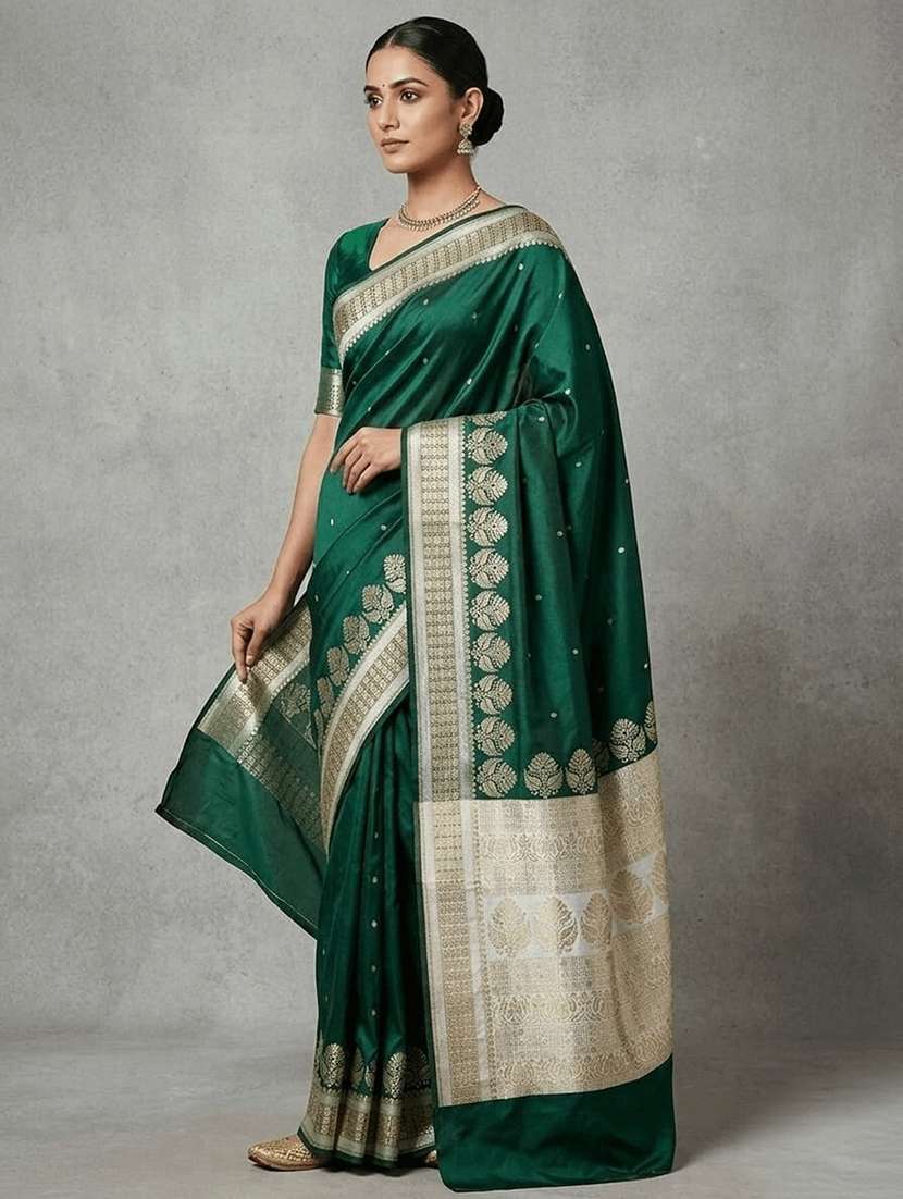 women self design banarasi saree with blouse