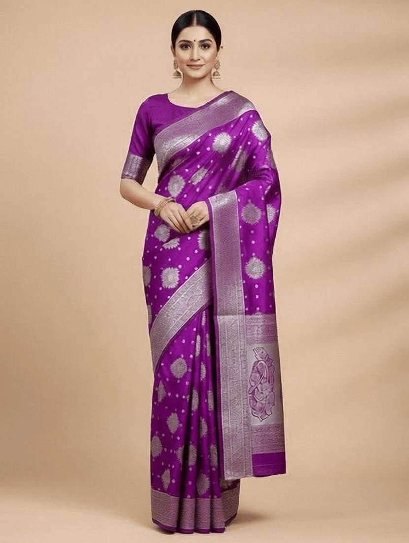 women self design banarasi saree with blouse