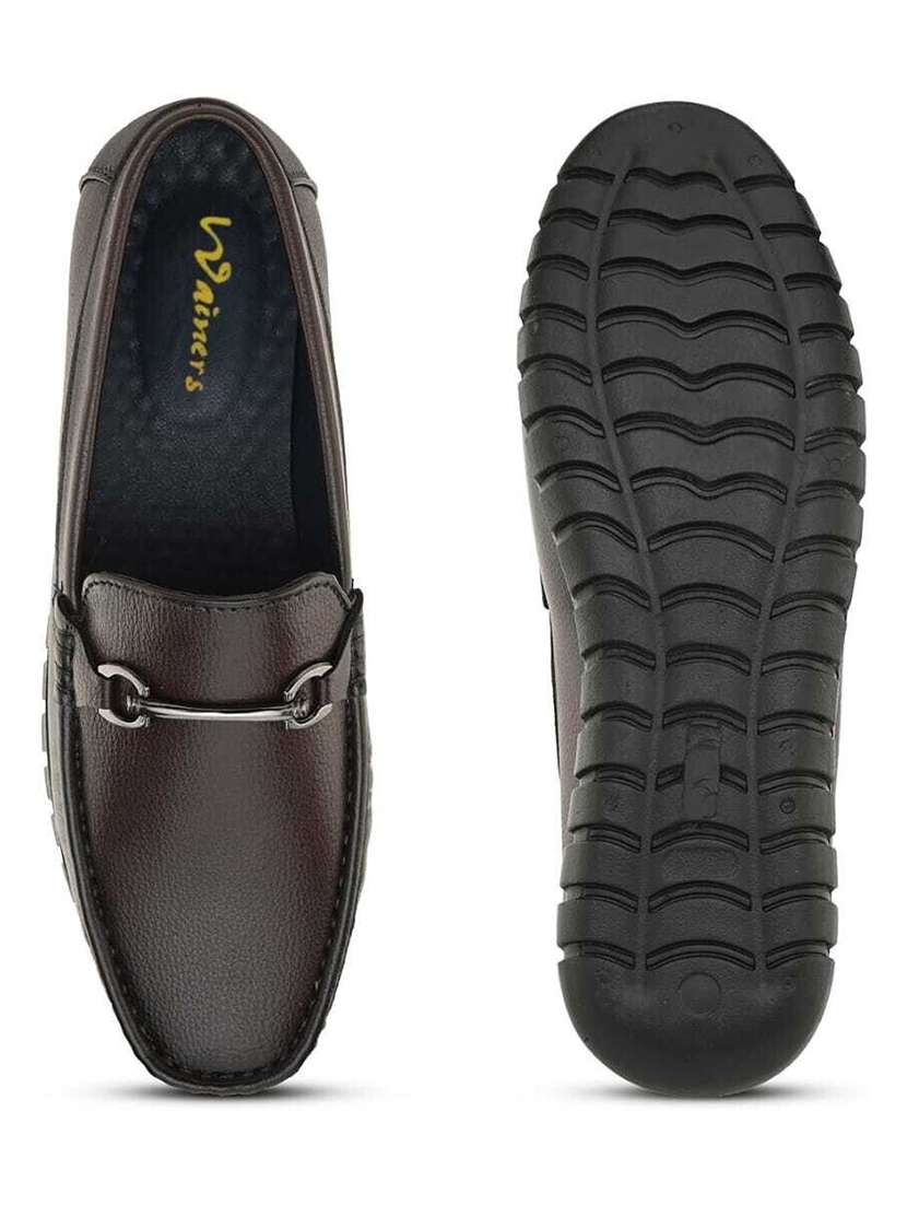 men solid slip on loafers - 22596202 -  Standard Image - 4