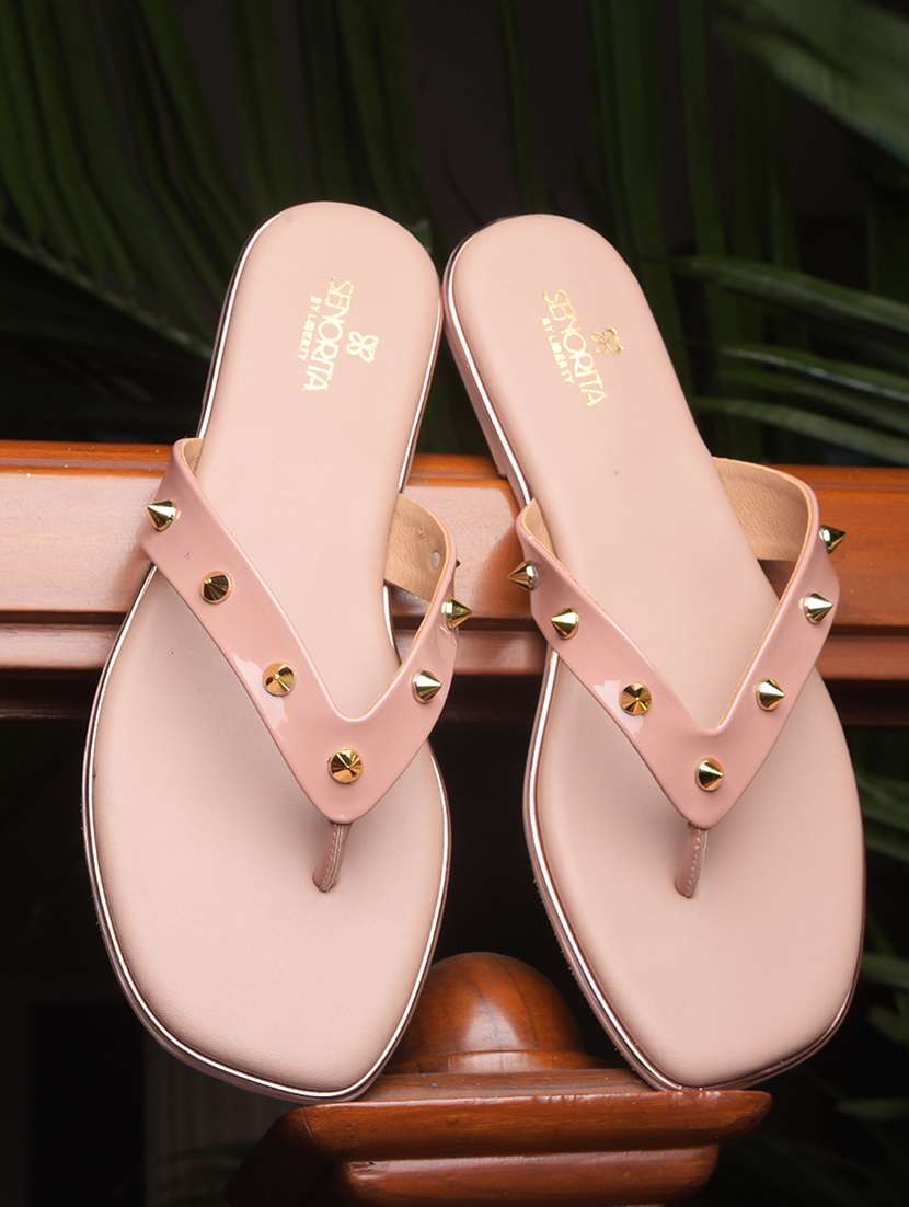 women embellished toe separator flats