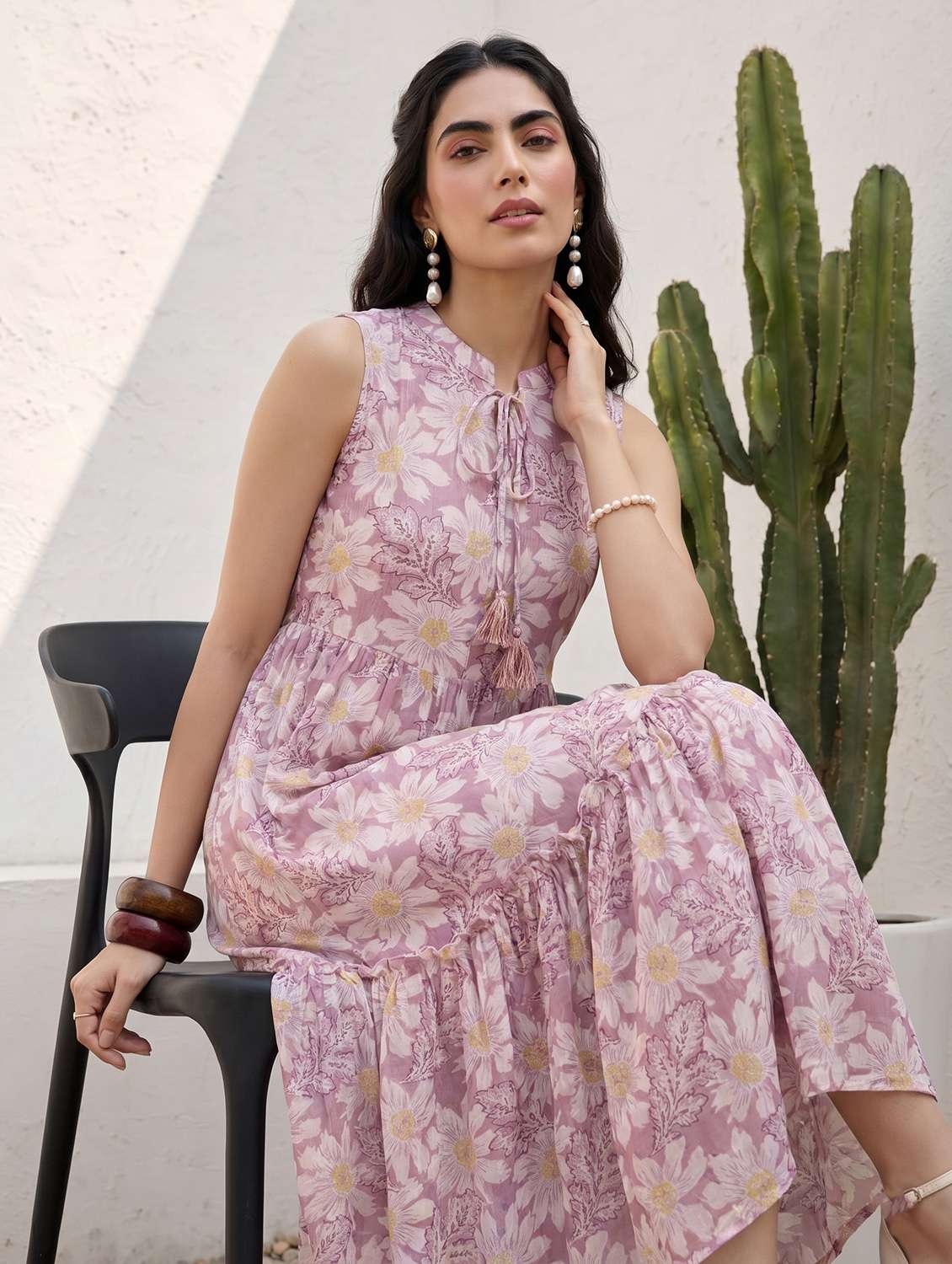 Women Pirnted Sleeveless Tiered Dress - 22597797 -  Standard Image - 4