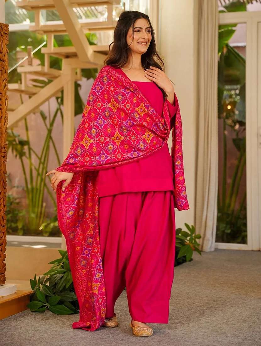 women solid long sleeves kurta salwar set - 22597946 -  Standard Image - 4