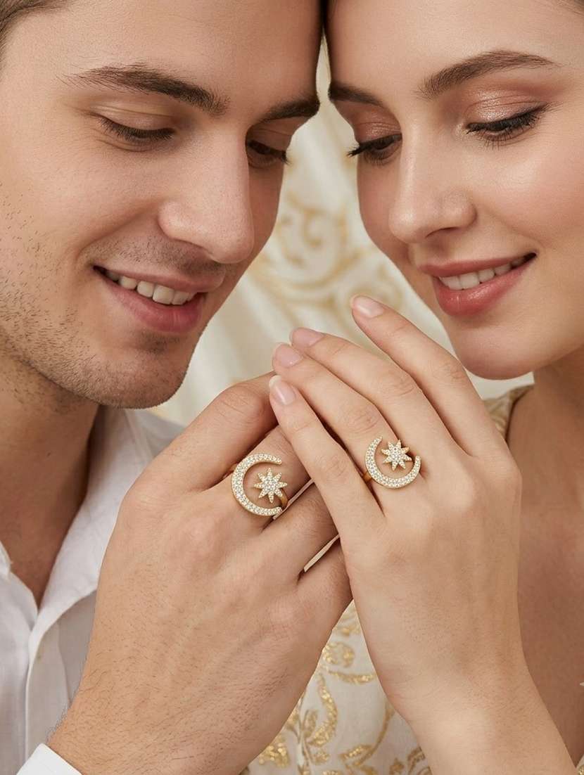 gold imitation diamond crescent moon star finger ring for men and women  - 22597955 -  Standard Image - 4