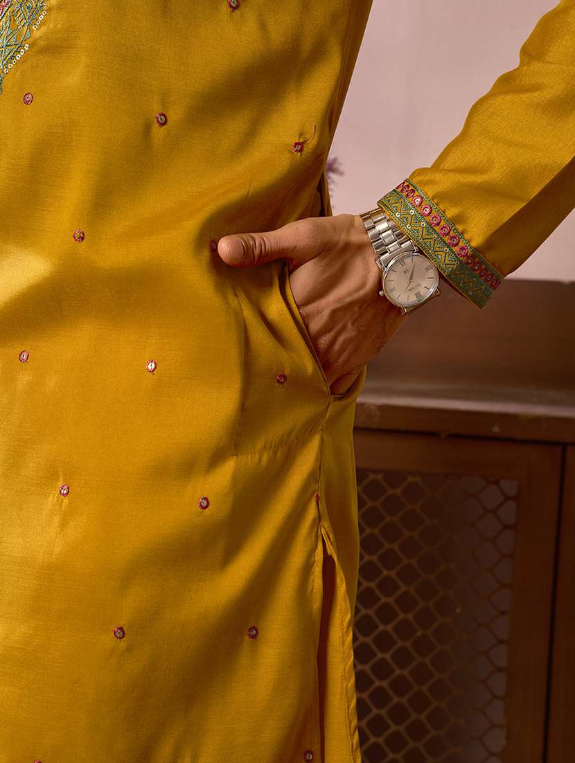 men solid with work mandarin neck long kurta - 22599048 -  Standard Image - 4