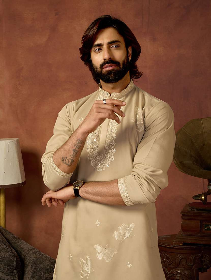 men solid with work mandarin neck long kurta - 22599065 -  Standard Image - 4