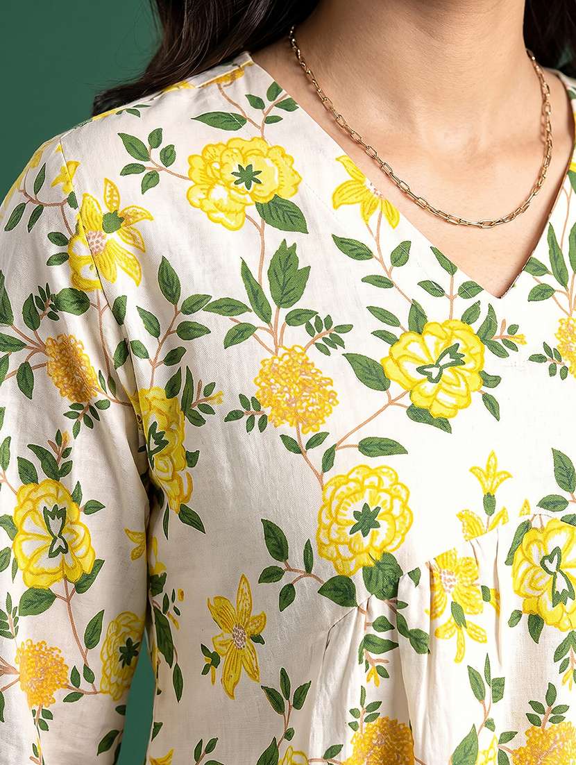 Women Printed Three Quarter Sleeves A-line Kurti - 22600579 -  Standard Image - 1