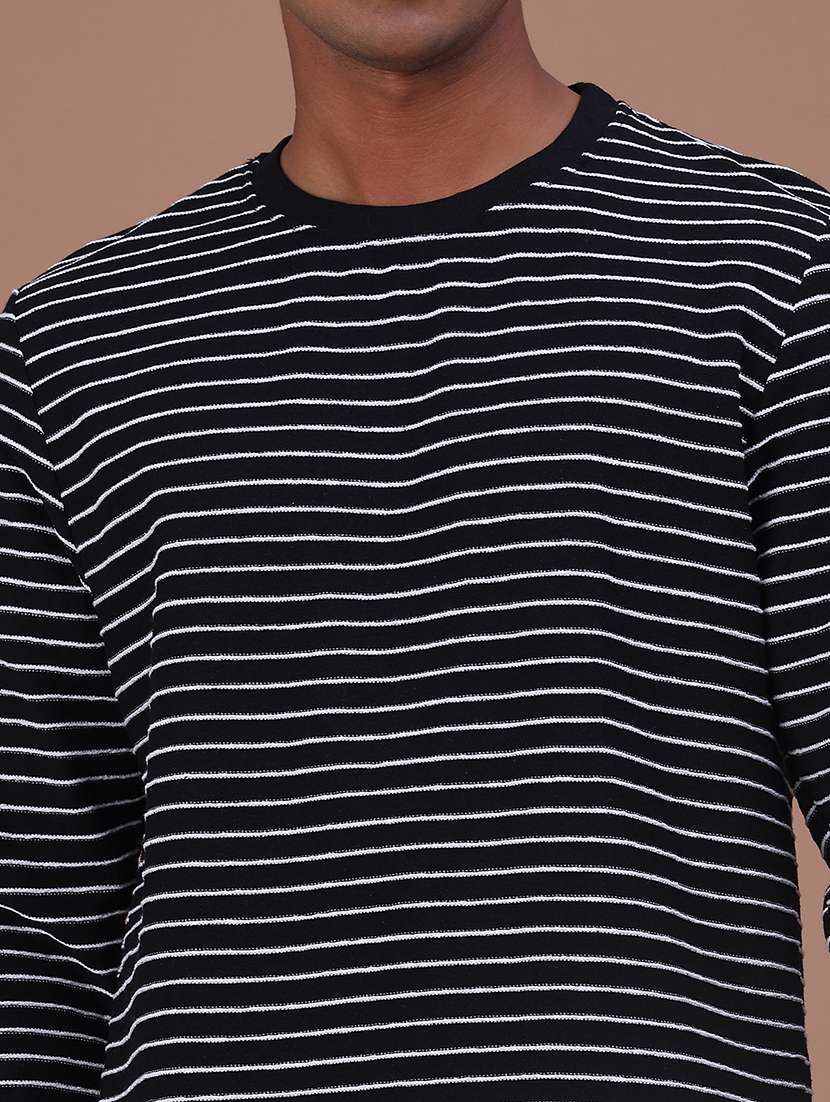 Men Striped Long Sleeve Regular Fit T-shirt - 22600998 -  Standard Image - 1