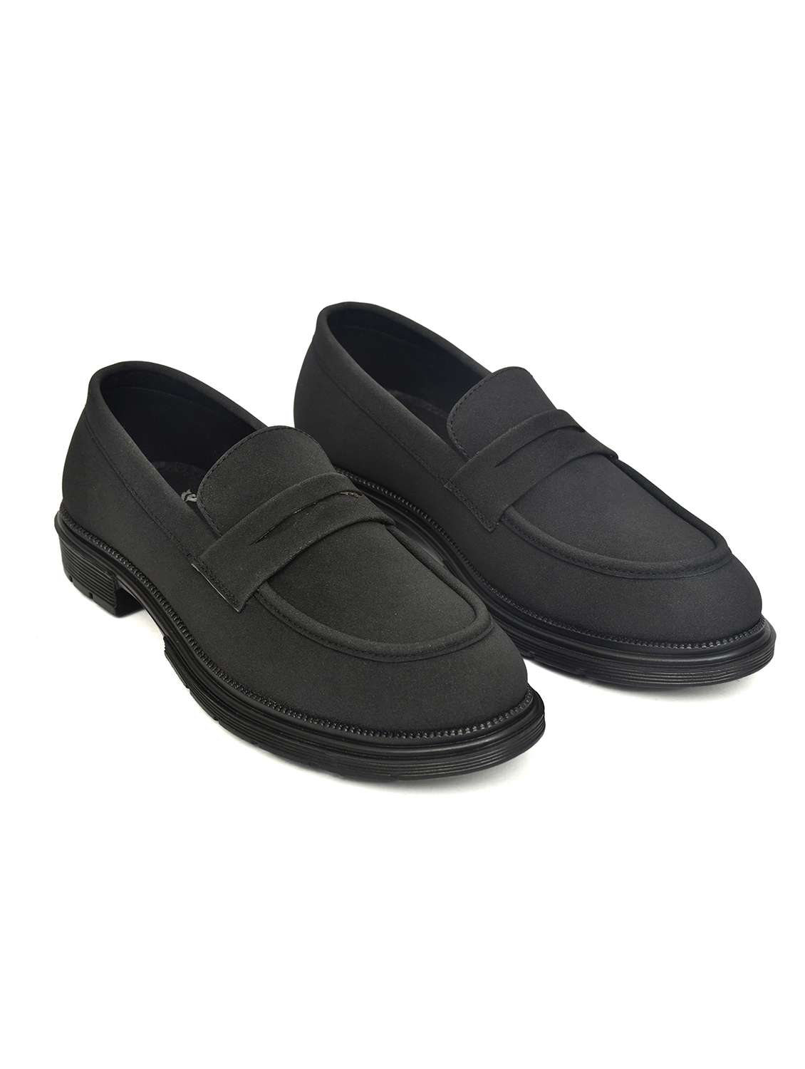 men solid slip on loafer - 22601121 -  Standard Image - 1