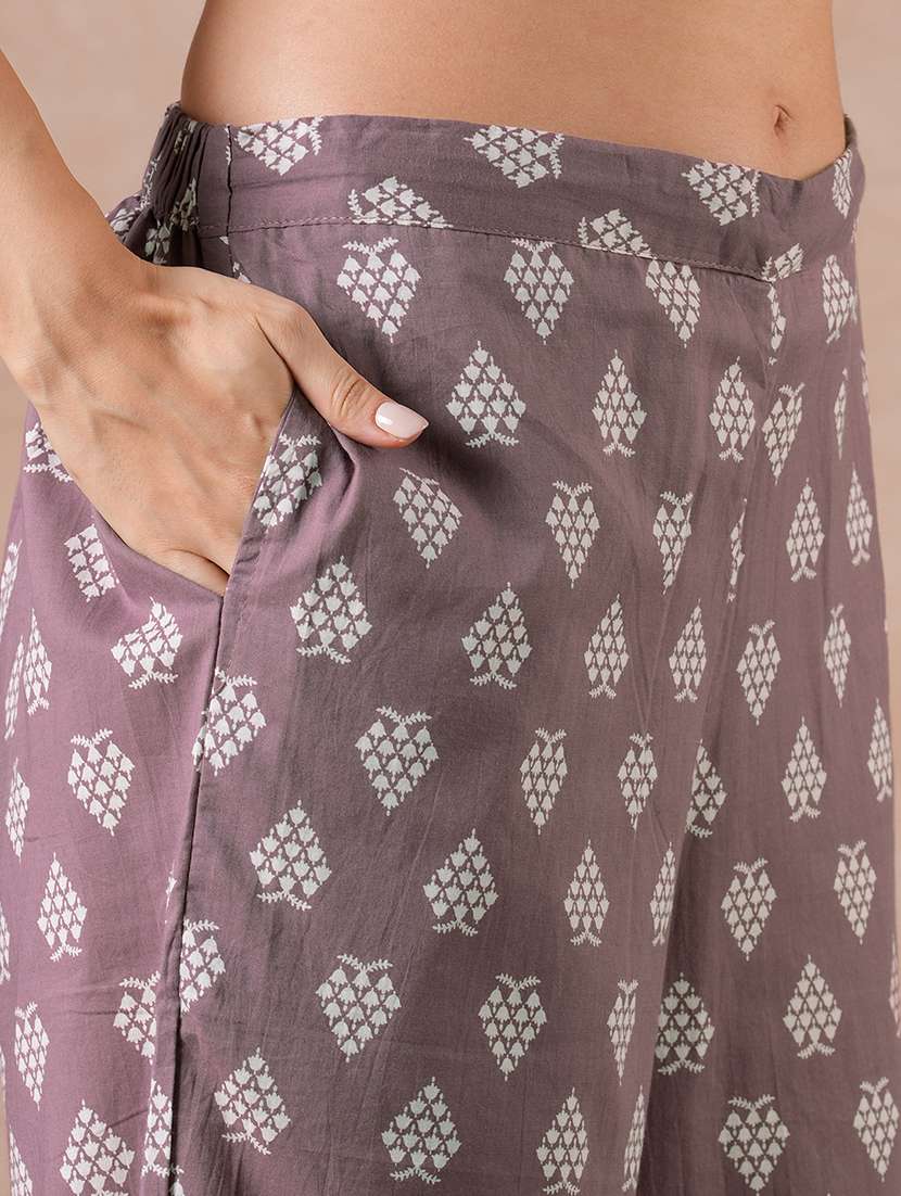 women embroidered three quarter sleeves kurta pant set with dupatta - 22601156 -  Standard Image - 4
