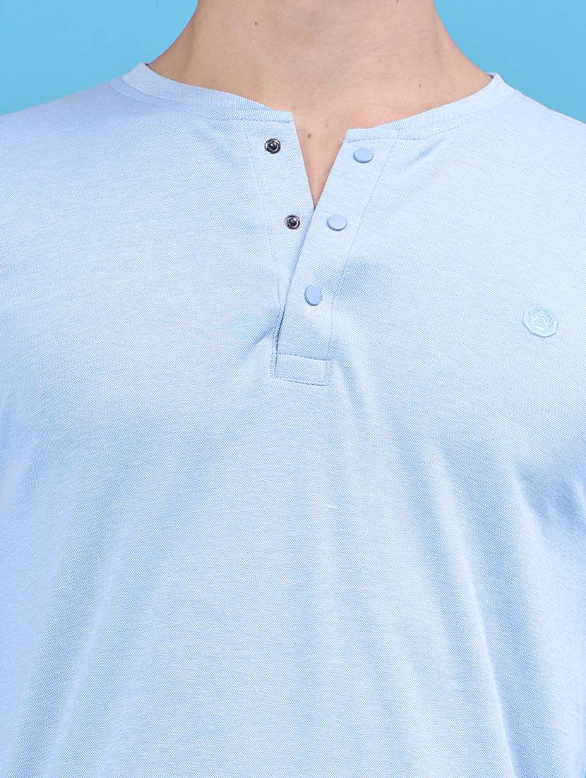 Men Solid Long Sleeves Slim Fit T-shirt - 22601305 -  Standard Image - 1