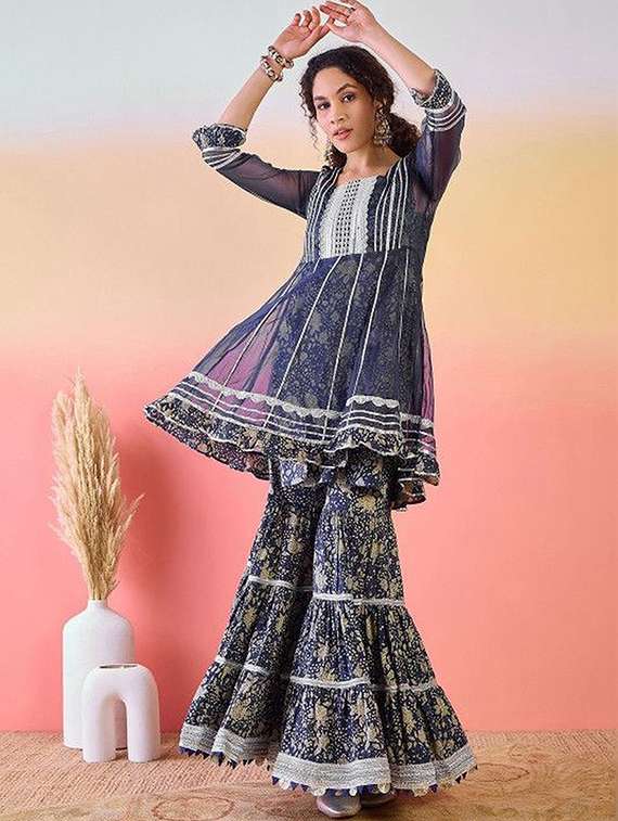 women printed three quarter sleeves kurta sharara set with dupatta