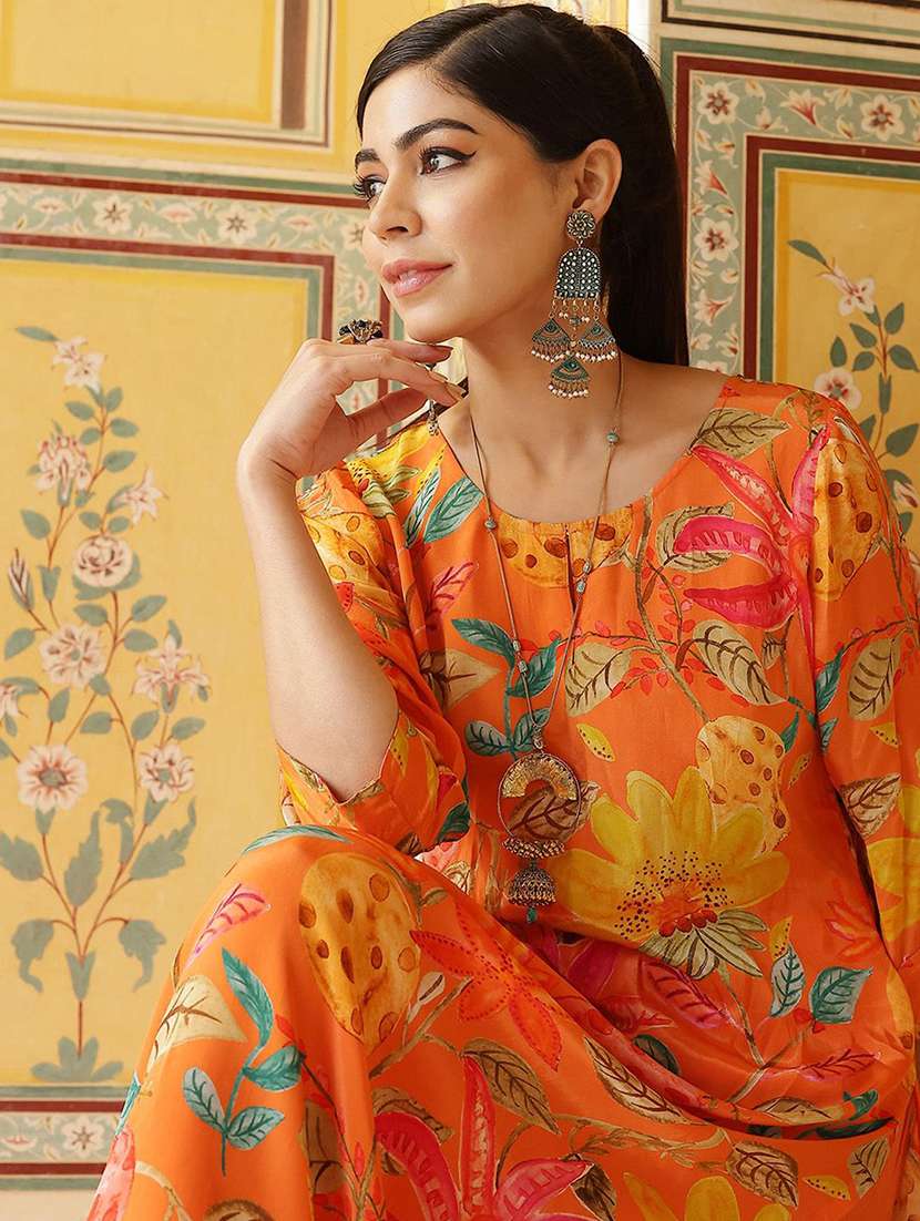 women printed three quarter sleeves kurta pant set - 22603631 -  Standard Image - 1