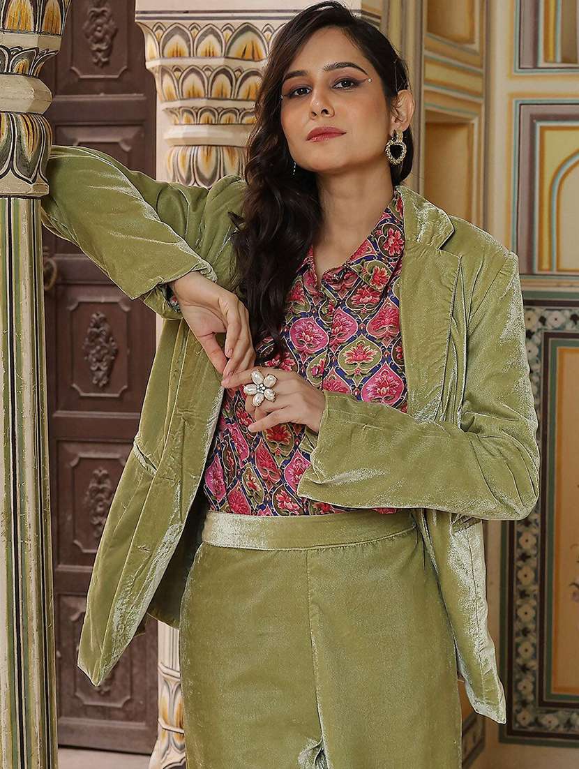 Women Solid Long Sleeves Blazer And Trouser Co-ord Set - 22603658 -  Standard Image - 1