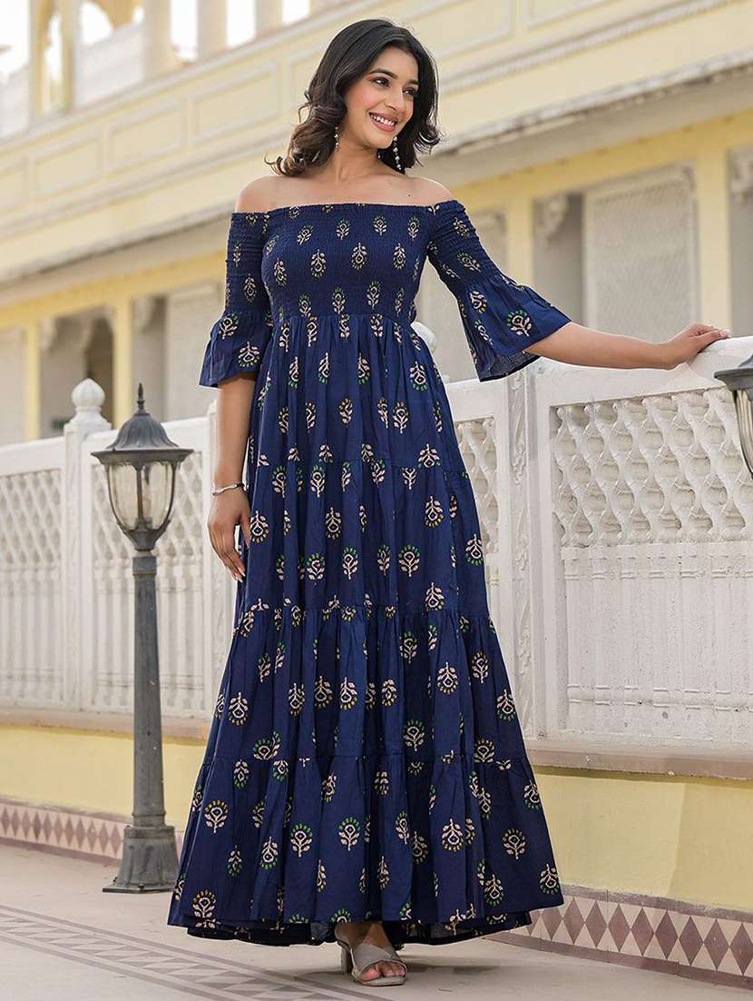 women printed bell sleeves tiered dress - 22603671 -  Standard Image - 4